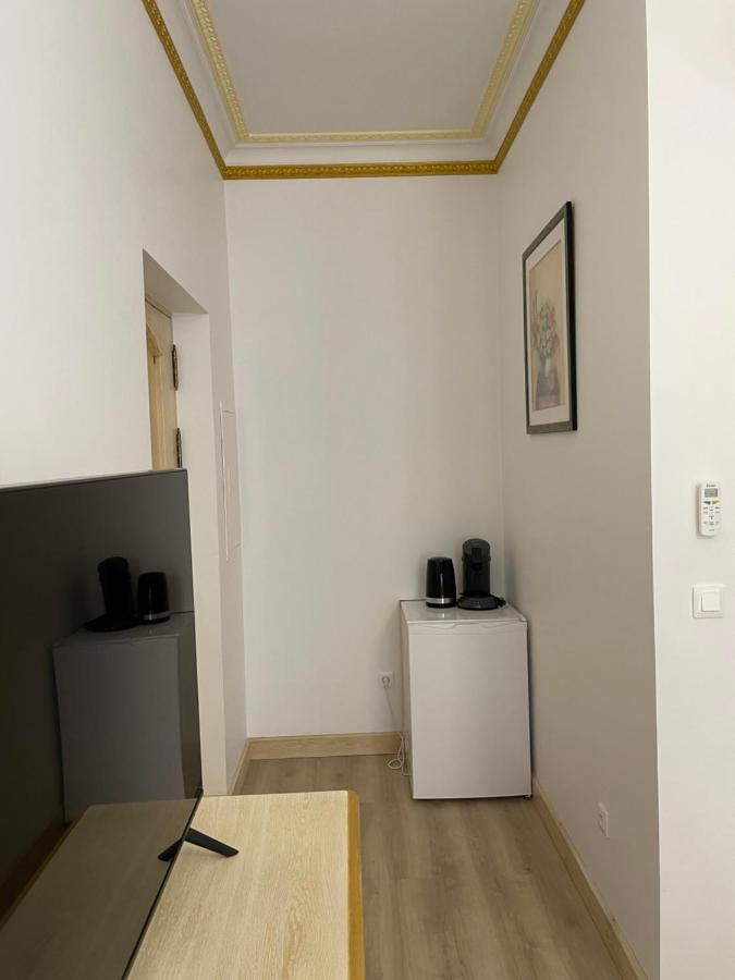 Chambre A Baldaquin Maison De L'Eglise Du Couvent 纳博讷 外观 照片